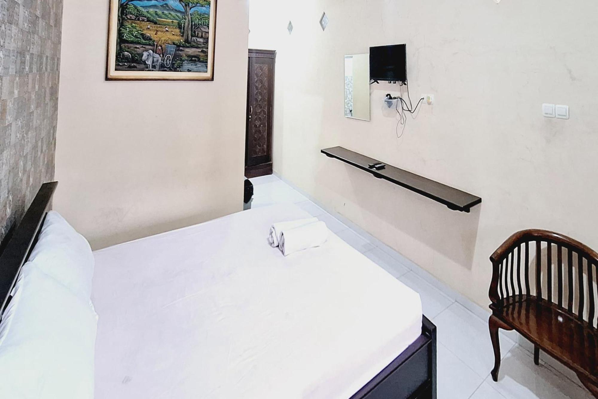 Villa Bukit Bunga Syariah Redpartner Pacet Mojokerto Екстер'єр фото