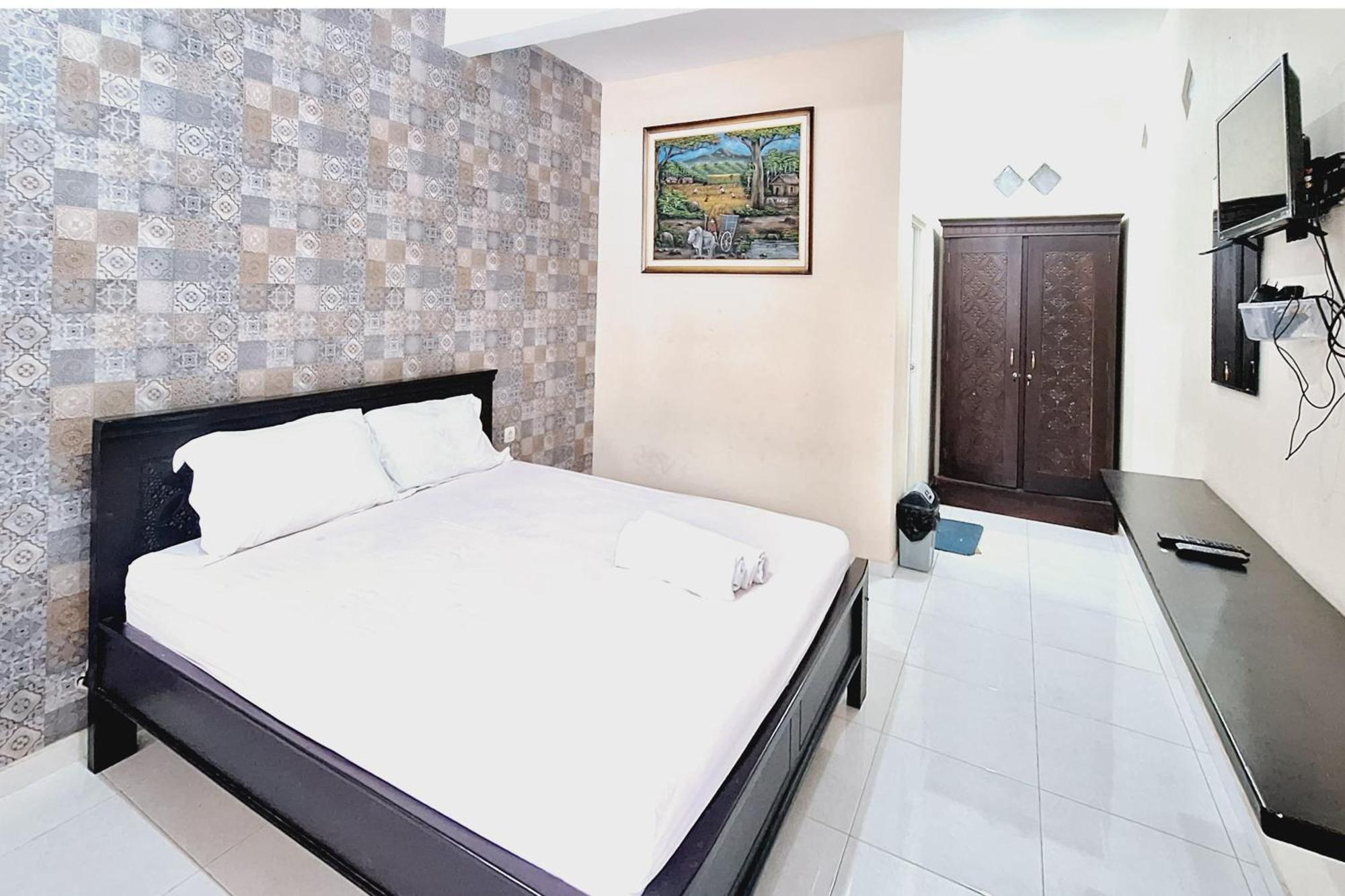 Villa Bukit Bunga Syariah Redpartner Pacet Mojokerto Екстер'єр фото