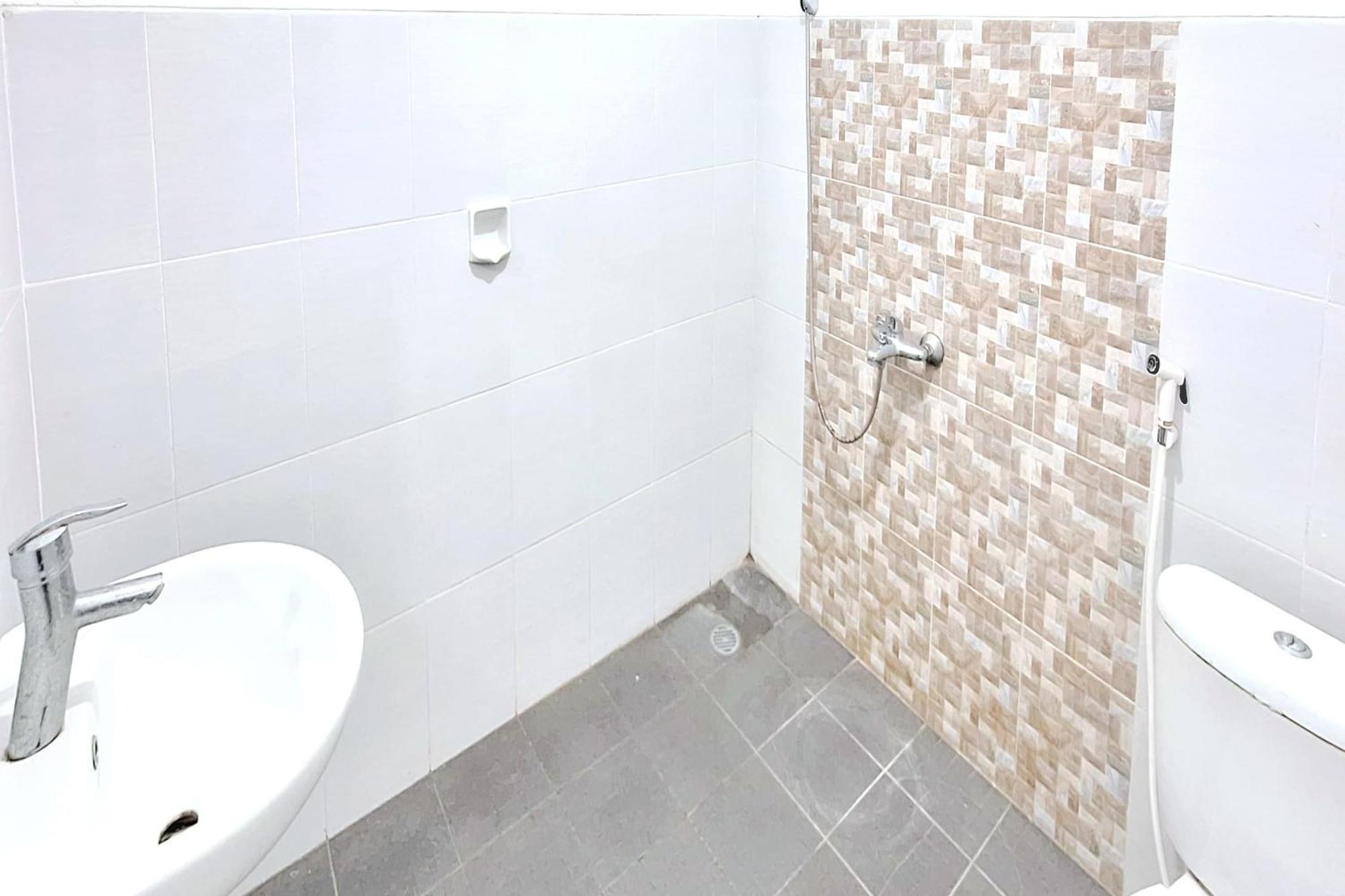 Villa Bukit Bunga Syariah Redpartner Pacet Mojokerto Екстер'єр фото