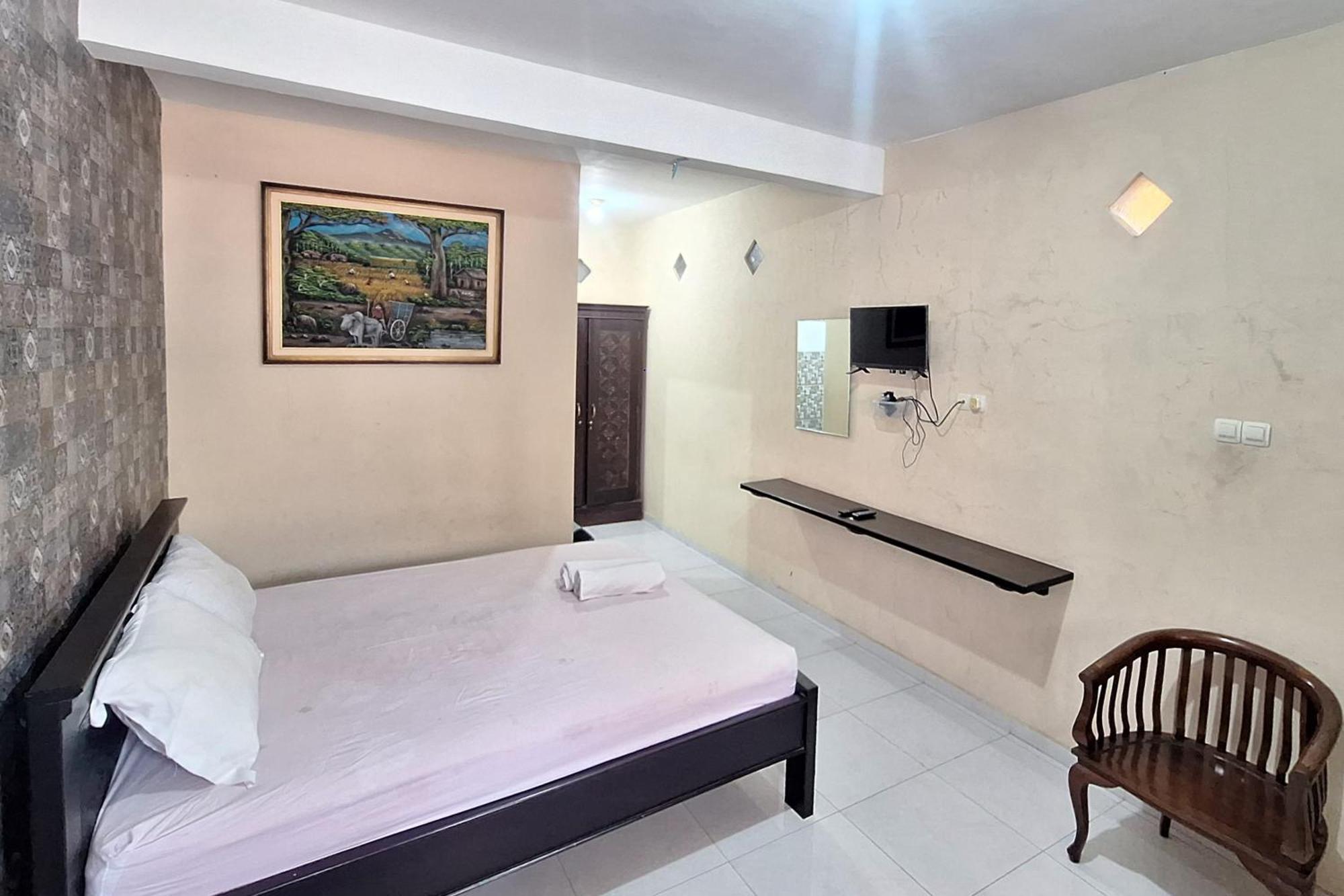 Villa Bukit Bunga Syariah Redpartner Pacet Mojokerto Екстер'єр фото